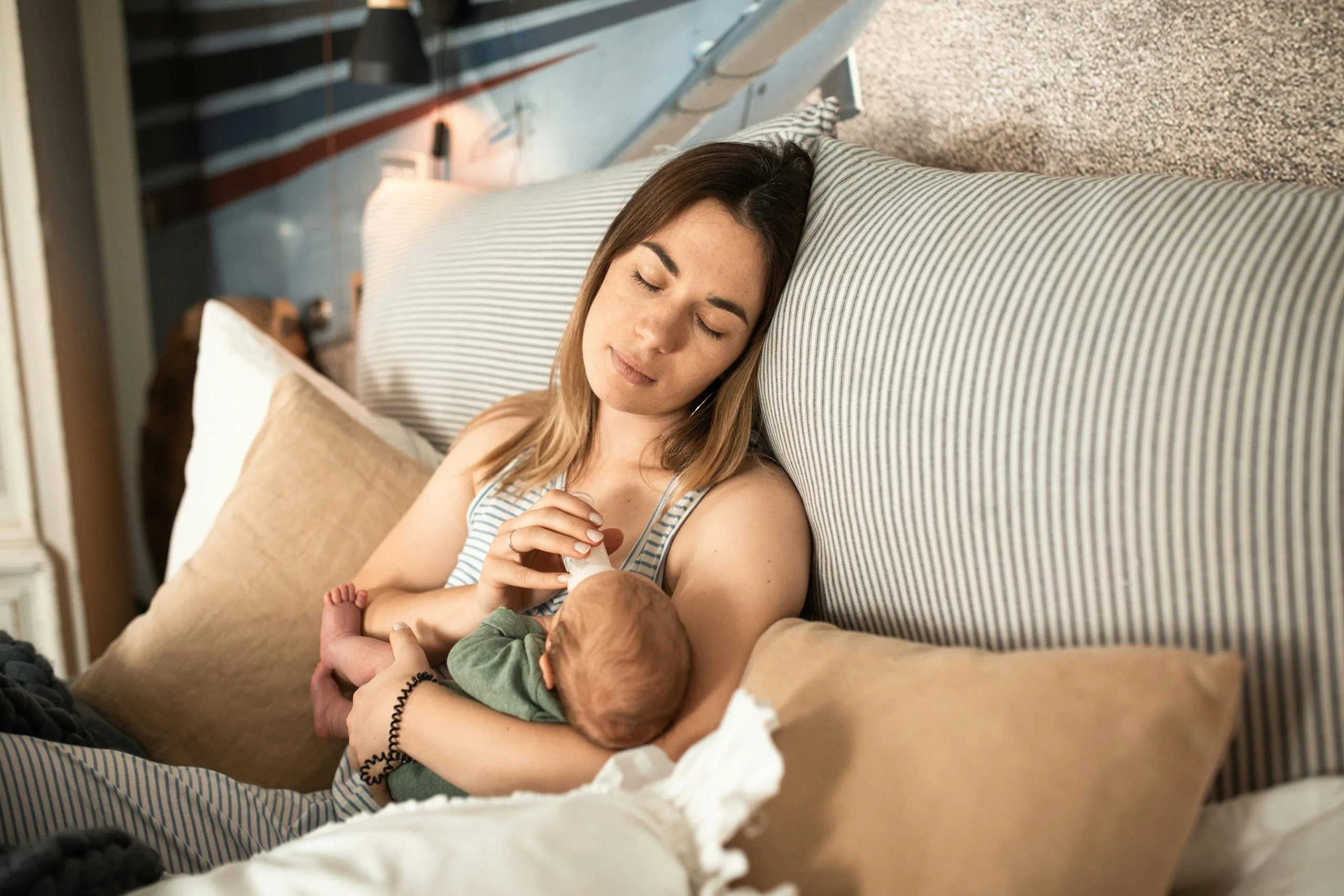 How New Moms Can Sleep Better With a Baby (Realistic Tips That Actually Help)