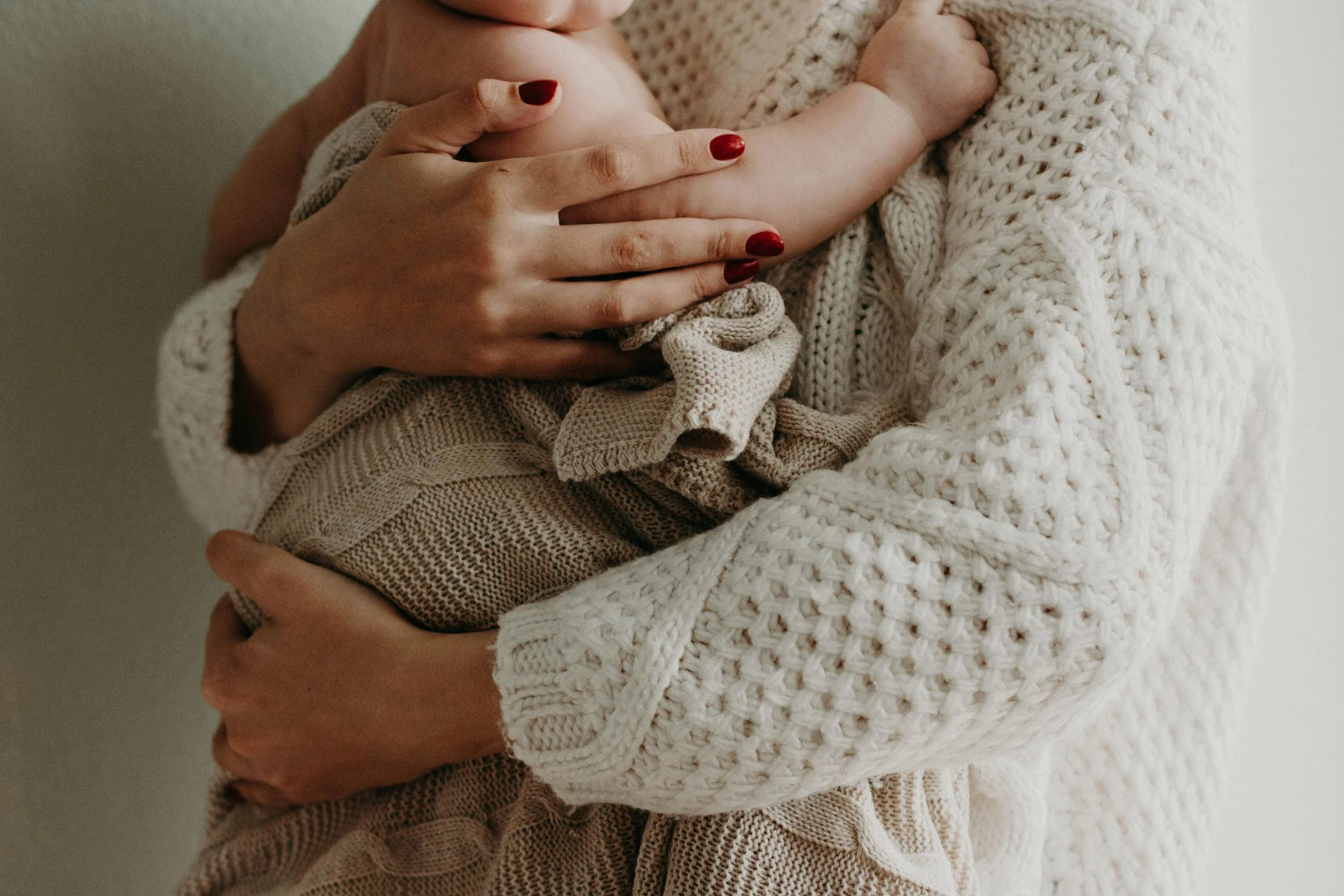Sleep & Recovery Tips for Exhausted Moms: How to Rest, Heal, and Feel Like Yourself Again